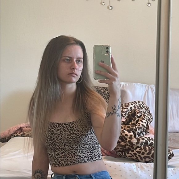 Meet your Posher, Kathlene - Picture 1 of 1